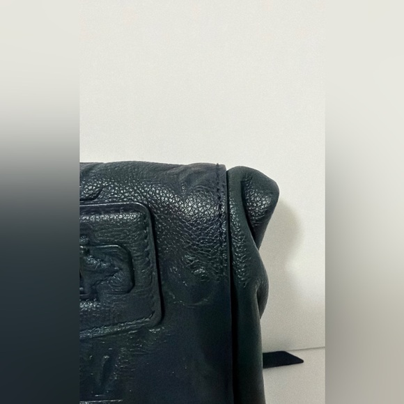 Authentic Louis Vuitton Petillante Empreinte Clutch Blue-Black with Added Strap - Picture 6 of 16